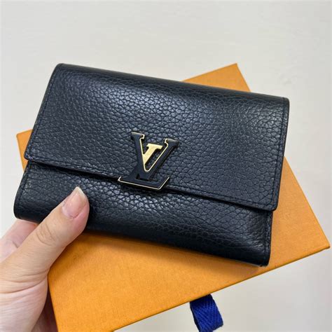 lv capucines短夾|Capucines BB